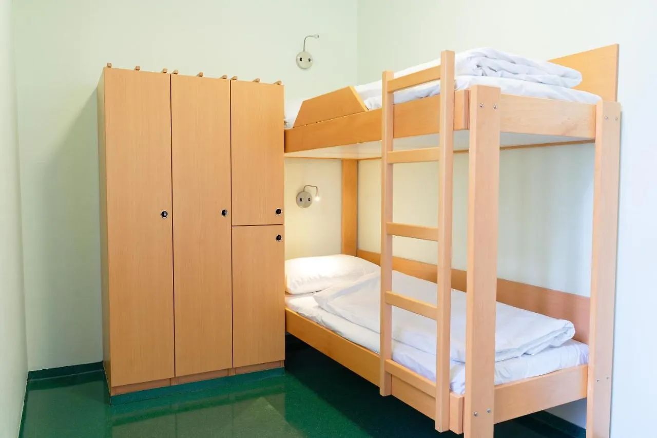 Hostel Jugendgaestehaus Brigittenau &Brigittenau Youth Palace Vienna