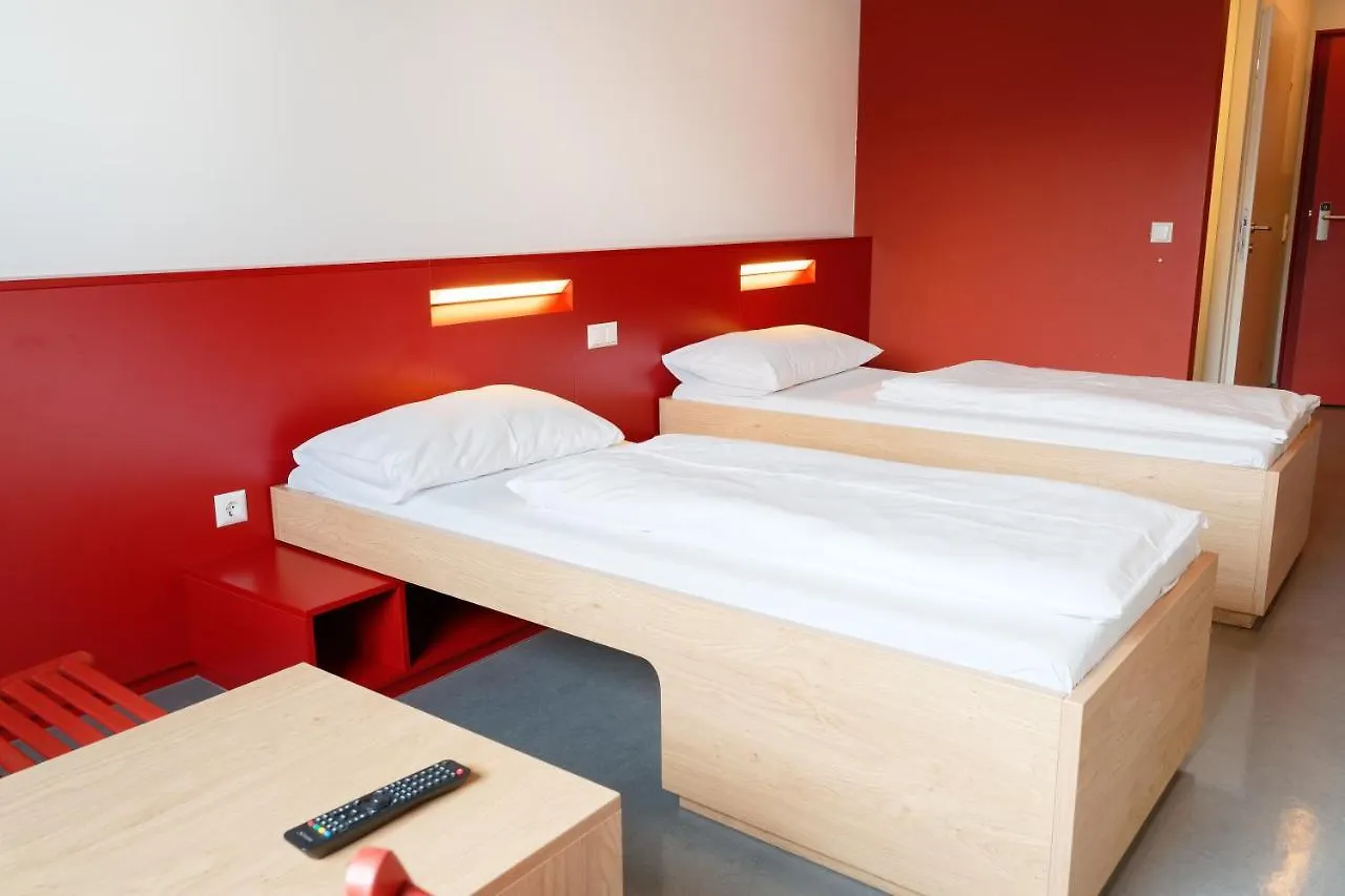 Hostel Jugendgaestehaus Brigittenau &Brigittenau Youth Palace Vienna