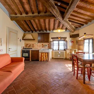 the-cottage-in-casciana-terme.it-tuscanyhotel.com/
