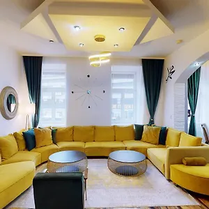 Bilici Gmbh Apartamento