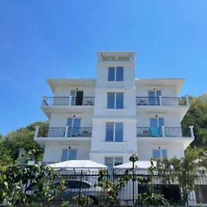Otel Fama Škalngur